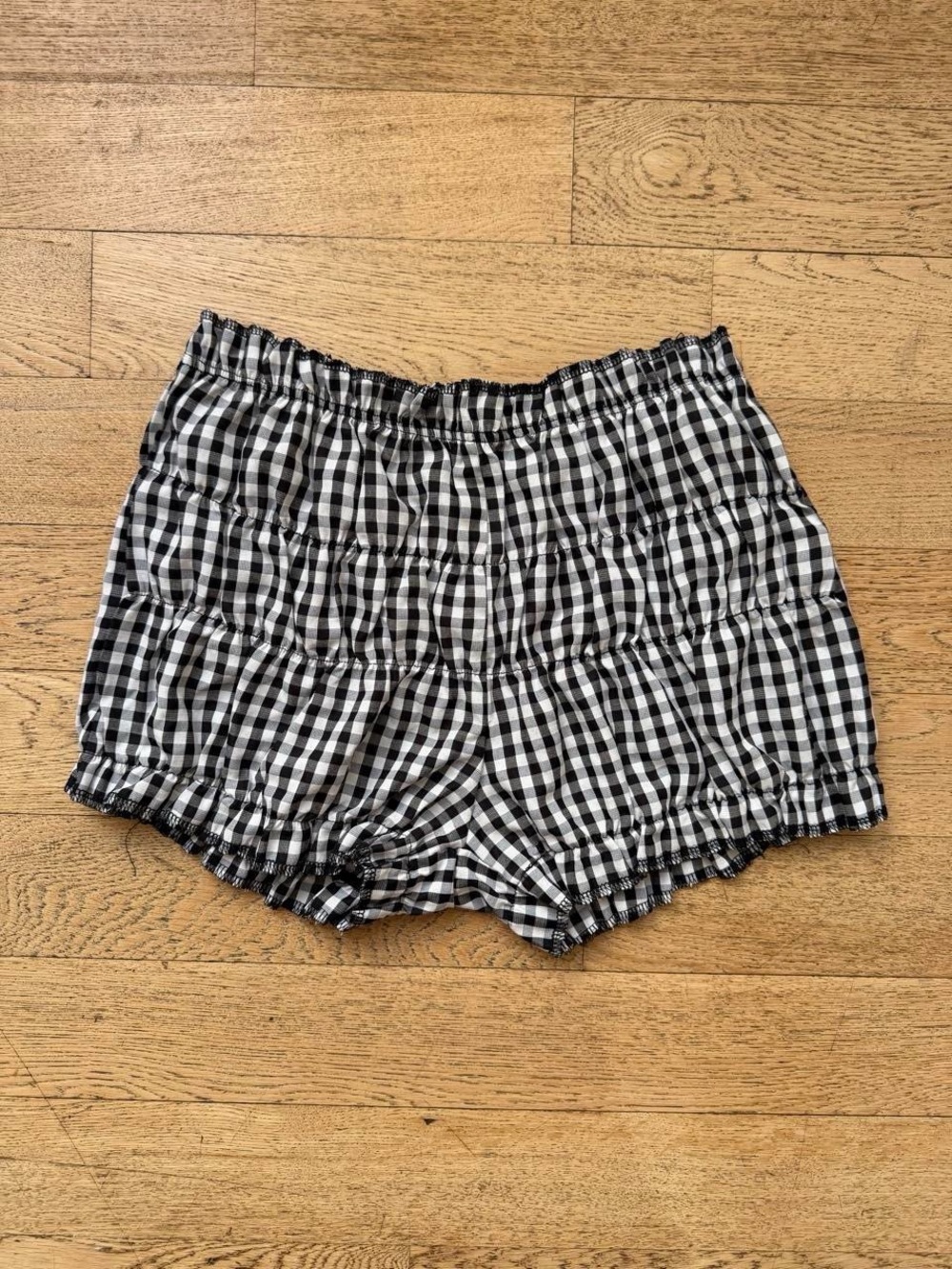 Black & White Gingham Women’s Elastic Waist Shorts